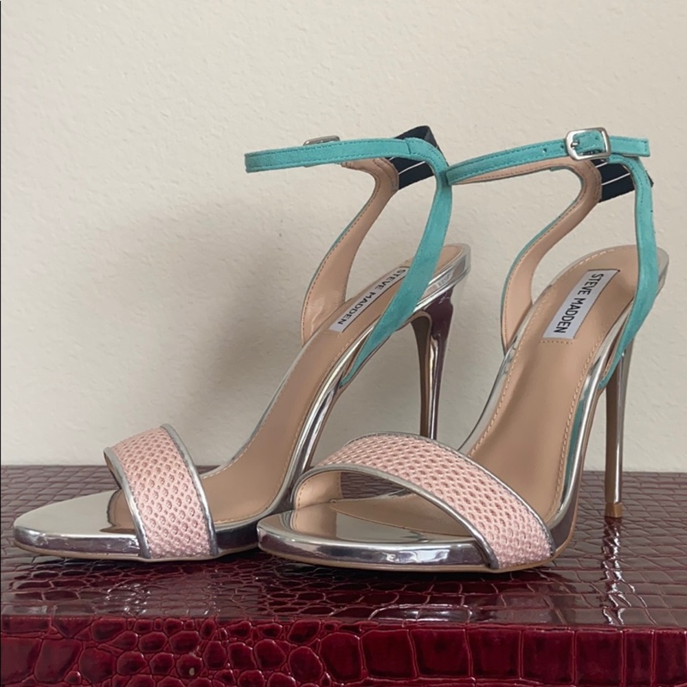 Steve Madden Extra sandal